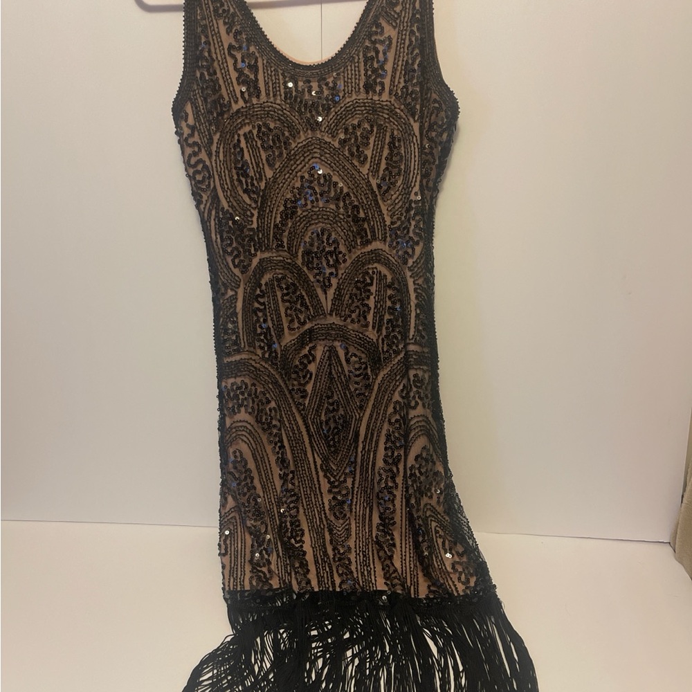 Elegant Black and Brown Fringe Dress - Picture 2 of 5